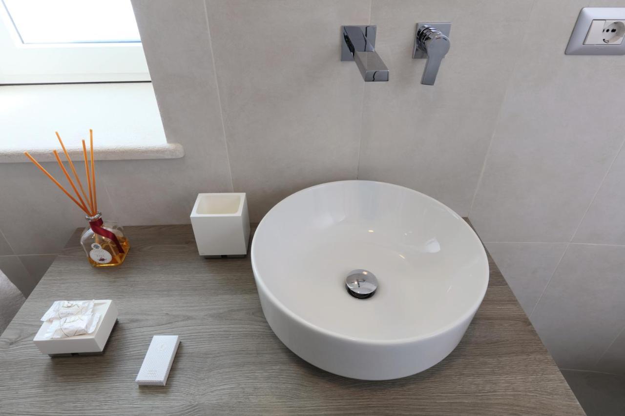 Sparviero Luxury Suites Taormina Exterior foto